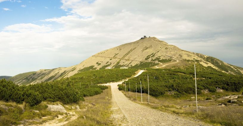 Najłatwiejszy szlak na Śnieżkę. Skąd najlepiej wejść na Śnieżkę?